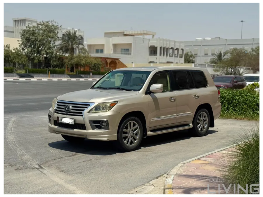 Lexus LX-570 2013