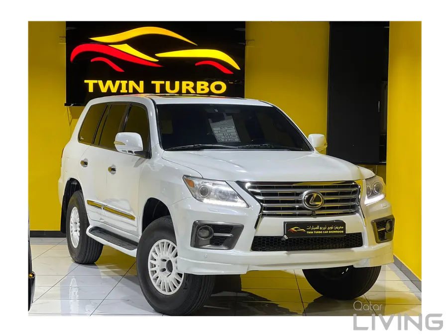 Lexus LX-570 S 2011