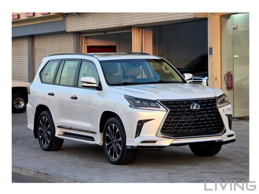 Lexus LX-570 S Black Edition 2020