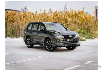 Lexus LX 570 S Black Edition 2021