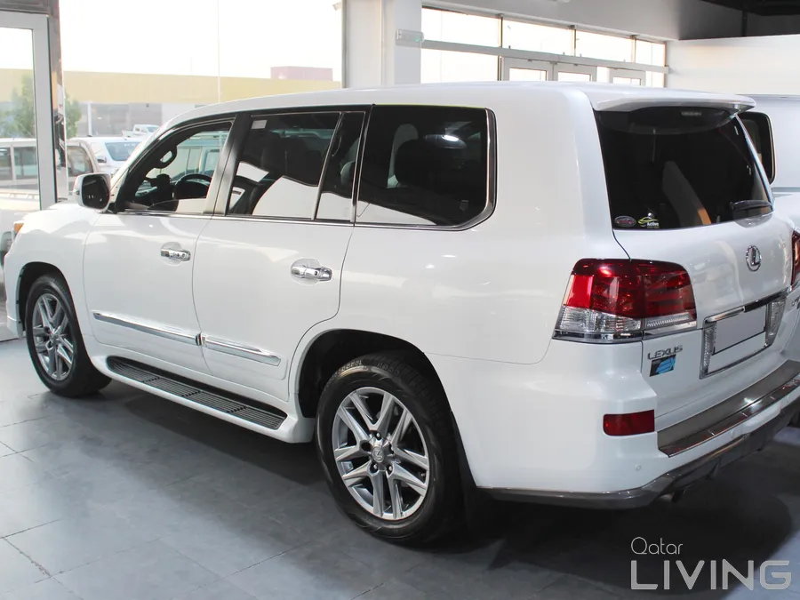 Lexus LX 570S