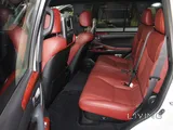 Lexus LX 570S