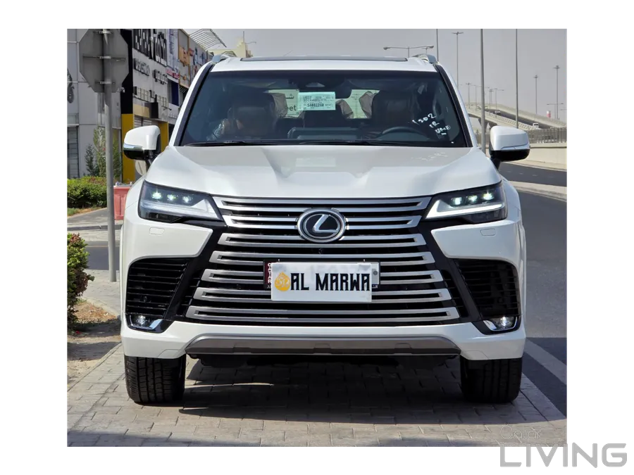 Lexus LX-600 2025