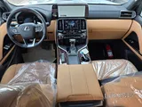 Lexus LX-600 2025