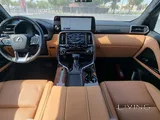 Lexus - LX 600  / 3.5 L - Twin Turbo