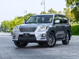 Lexus LX570