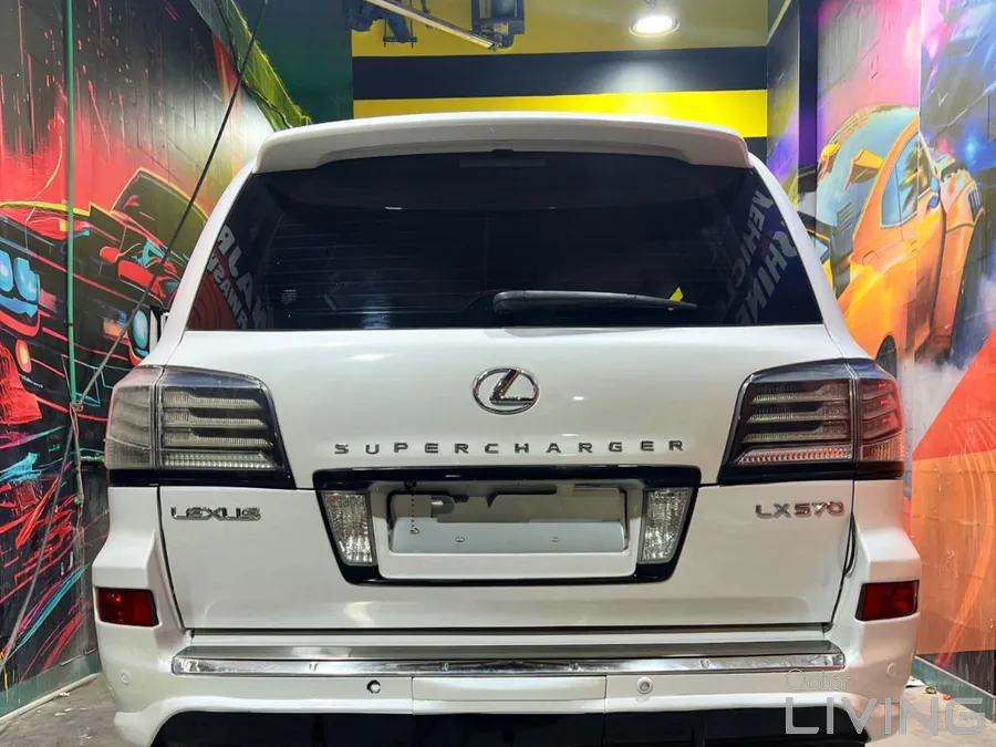 Lexus LX570 2008