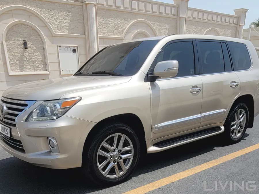 Lexus lx570 2012