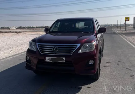 Lexus LX 570 2011