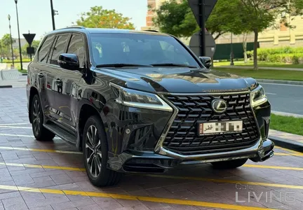 Lexus LX 570 S Black Edition 2021