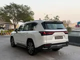 Lexus lx600 luxury 2023