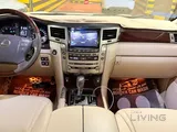 Lexus  S 570 2015