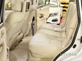 Lexus  S 570 2015