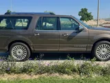 Lincoln Navigator 2015 very low Milage and maintain at company garage