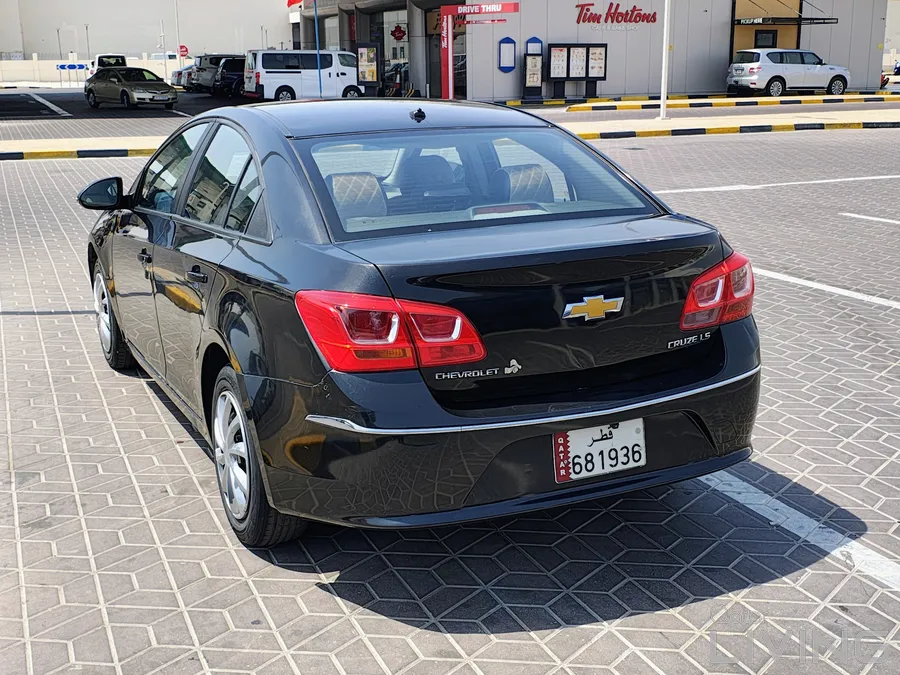 Low Mileage, Good condition Chevrolet Cruze LS-2016 model For Sale