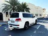 LOWWW MILEAGE TOYOTA LAND CRUISER GXR V6 MODEL 2020 FULL AUTOMATIC