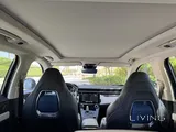 Lynk & Co 01 Louder Pro