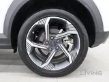 Lynk & co 06
