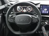 Lynk & co 06
