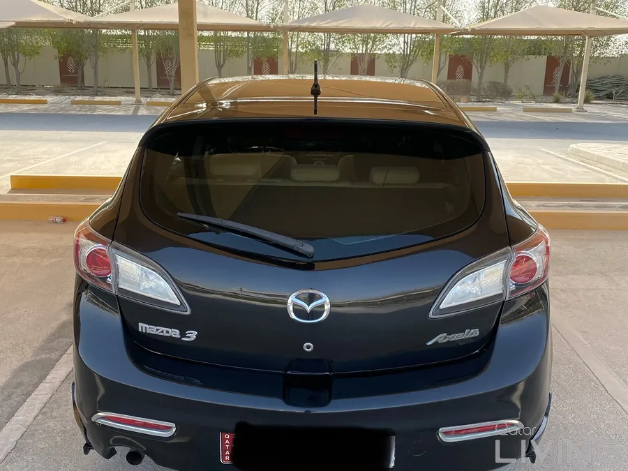 Mazda 3 2011 model 