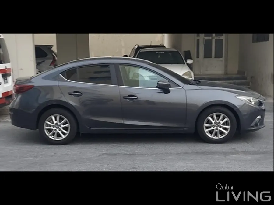 Mazda 3 2015 model
