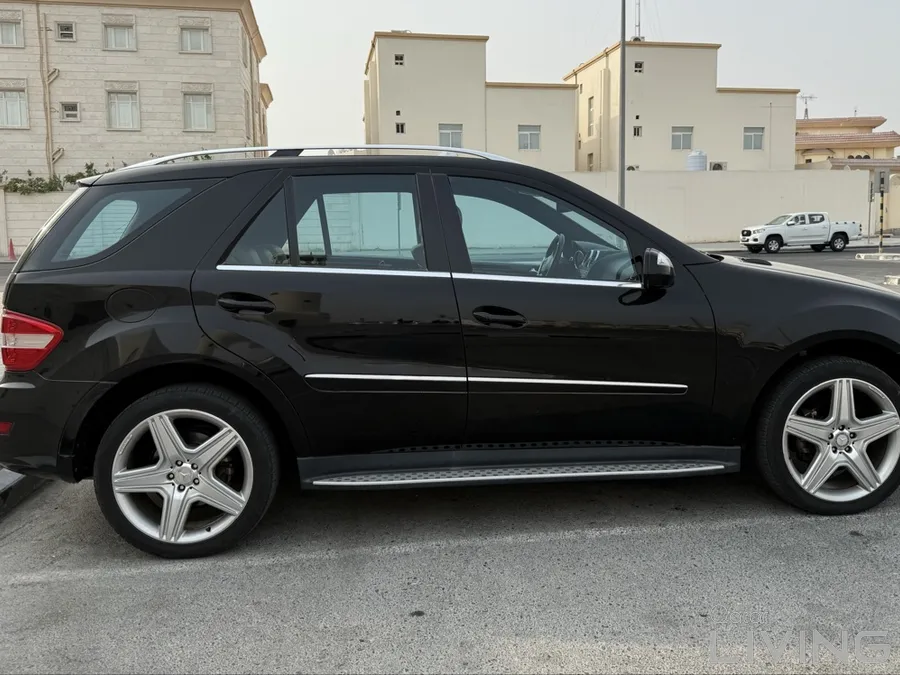 Mercedes-ML350 2010