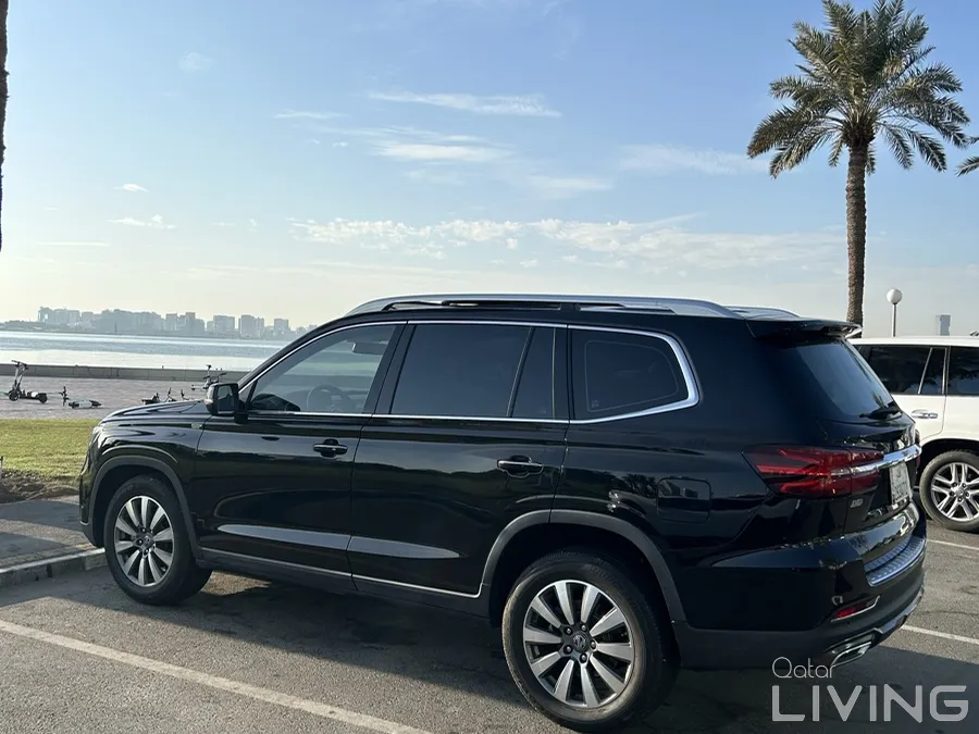 MG RX8 model 2023 low mileage brand new Bridgestone run on flat tires