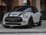 Mini cooper S 2020 under warranty 