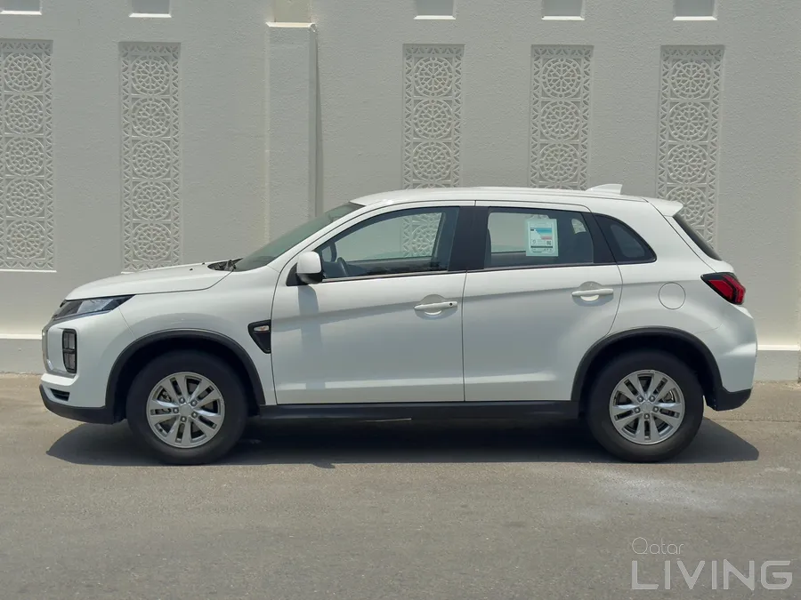 MITSUBISHI ASX 2023