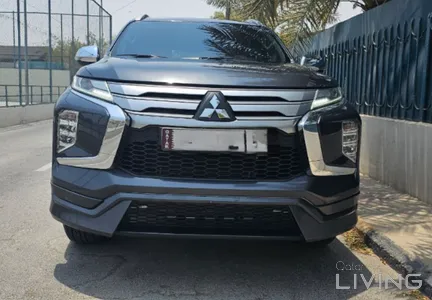 Mitsubishi Montero Sport  2023