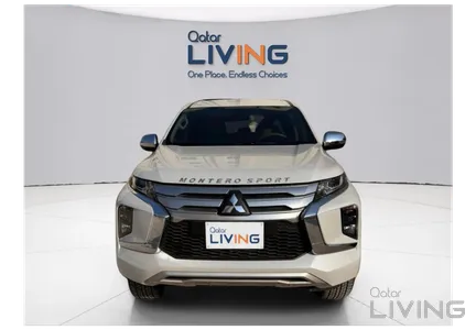 Mitsubishi Montero Sport  2023