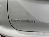 MITSUBISHI OUTLANDER 2.5L 2025 560KM