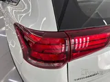 MITSUBISHI OUTLANDER 2022 62,558KM