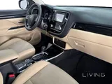 MITSUBISHI OUTLANDER 2022 62,558KM