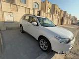 Mitsubishi Outlander, 2400cc, ,4WD, (E49) 2014 Model