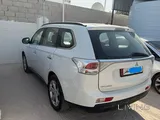 Mitsubishi Outlander, 2400cc, ,4WD, (E49) 2014 Model