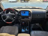 Mitsubishi pajero 2006 gold edition