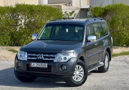 Mitsubishi Pajero GLS 2014