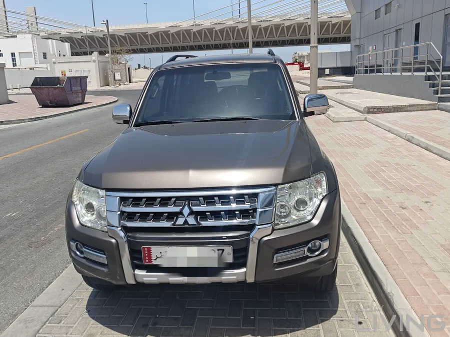 Mitsubishi Pajero 2015 for Sale  - Model: Pajero 2015 (Mid-Option)  