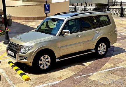 Mitsubishi Pajero 3.5L 2015