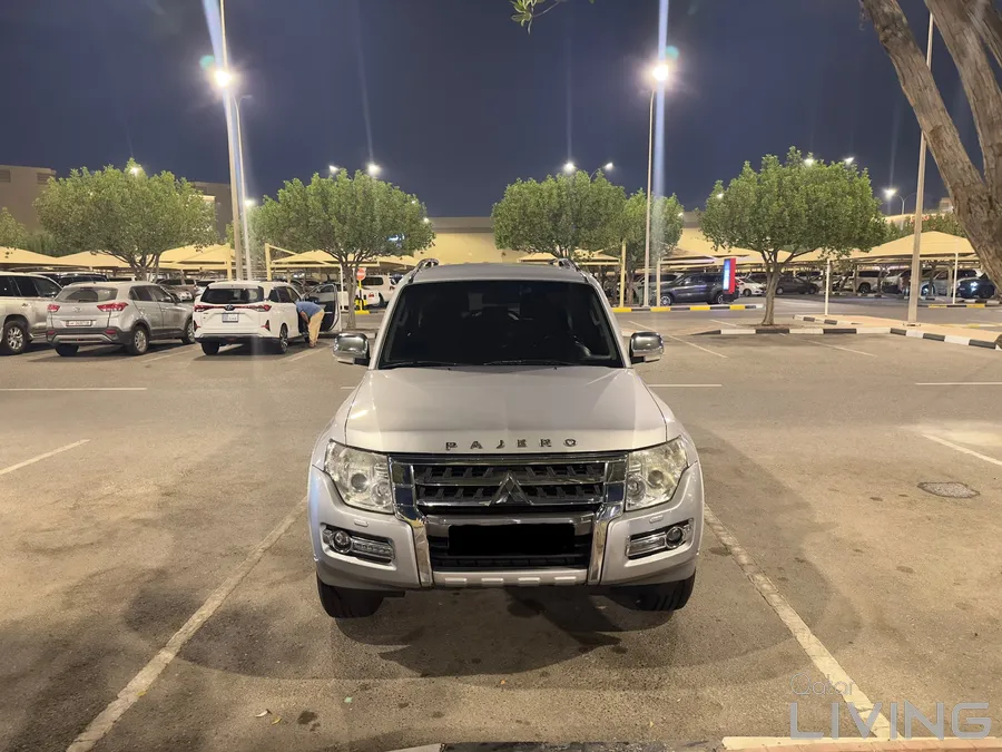 Mitsubishi Pajero -  2016 GLS 