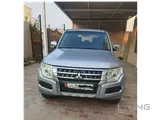 Mitsubishi Pajero 3.5L GLS 2016