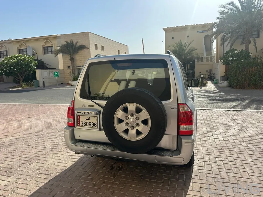Mitsubishi Pajero GLS