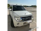 Mitsubishi Pajero GLS 2013
