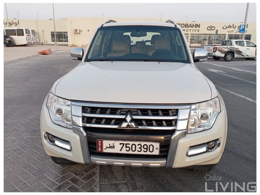 Mitsubishi Pajero GLS 2020