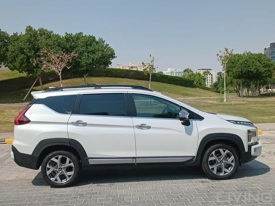 Mitsubishi X pander cross
