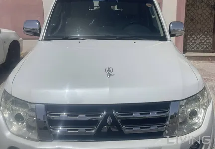 Mitsubishi Pajero 3.5L 2013