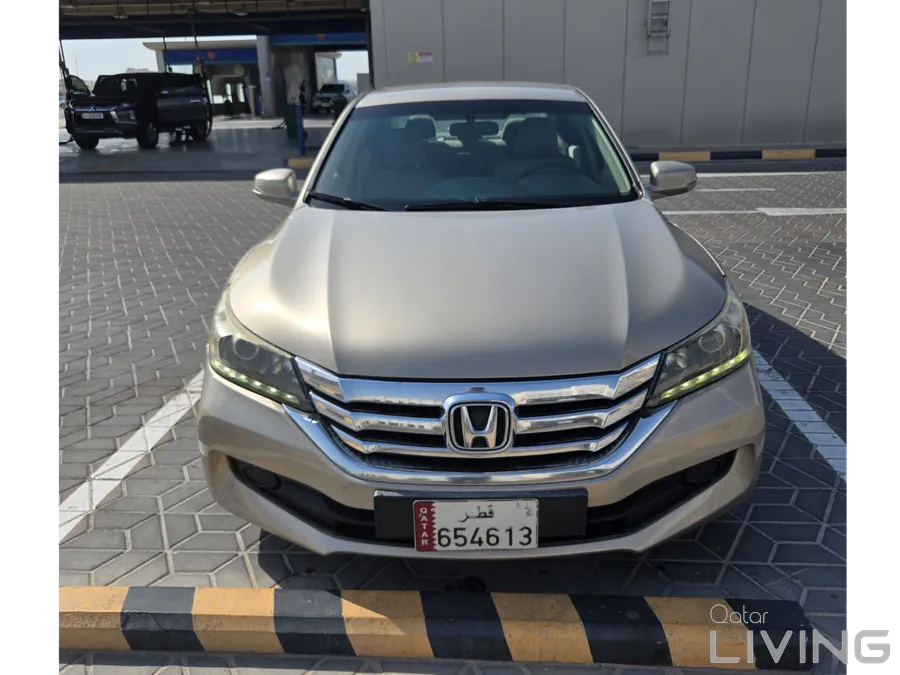 NEATLY PRIVATE HONDA ACCORD FOR SELL