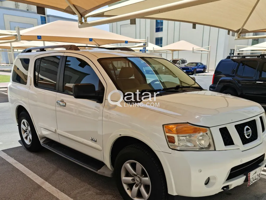 Nissan Armada 2014 perfect condition 