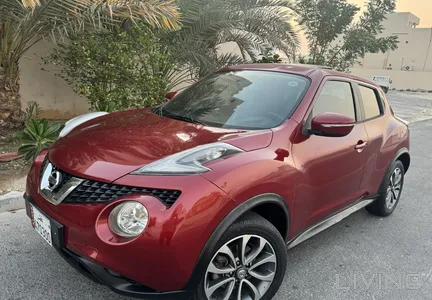 Nissan Juke SV 2016